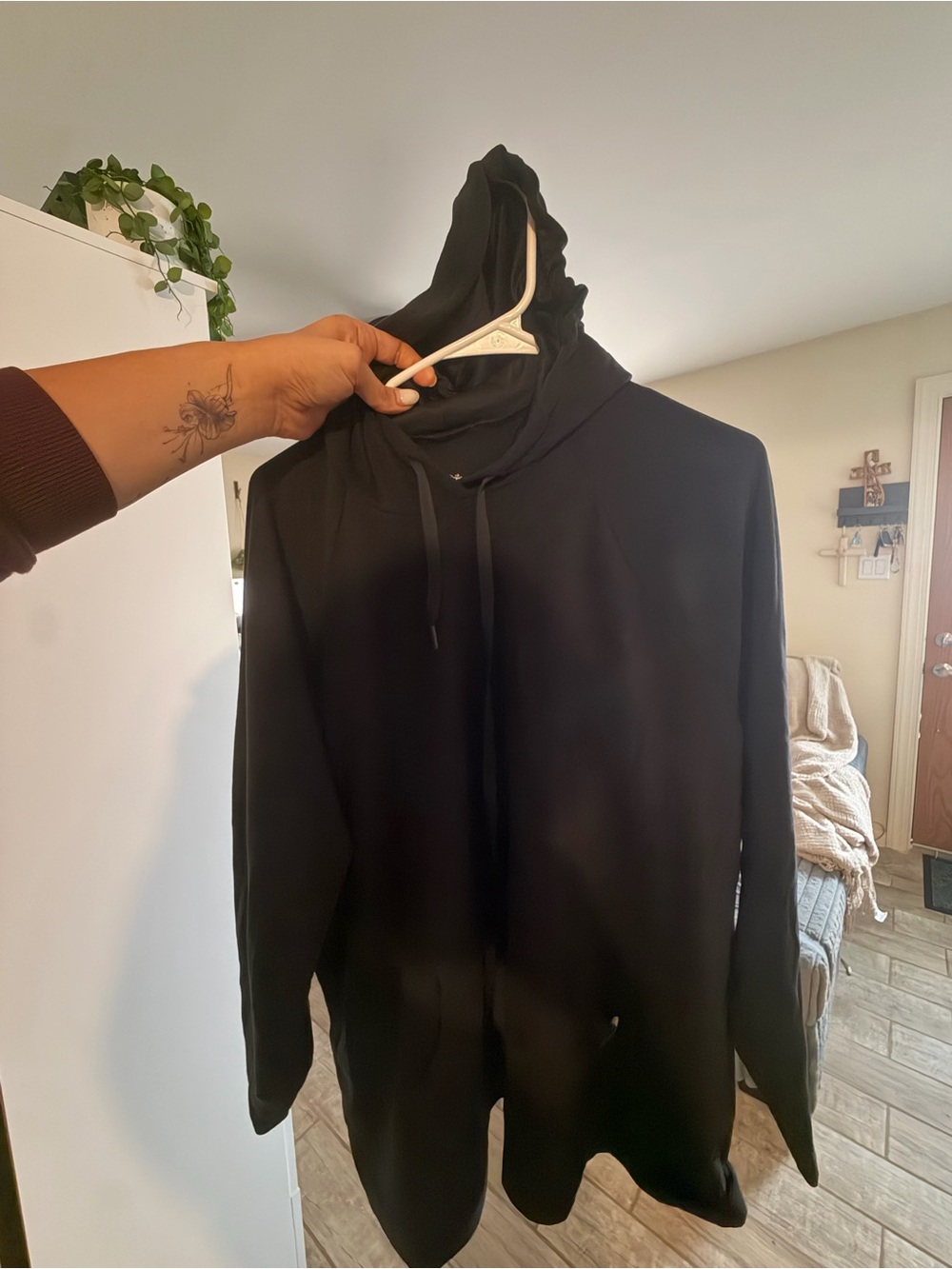 Black womens Hooded Pullover Sweatshirt torrid